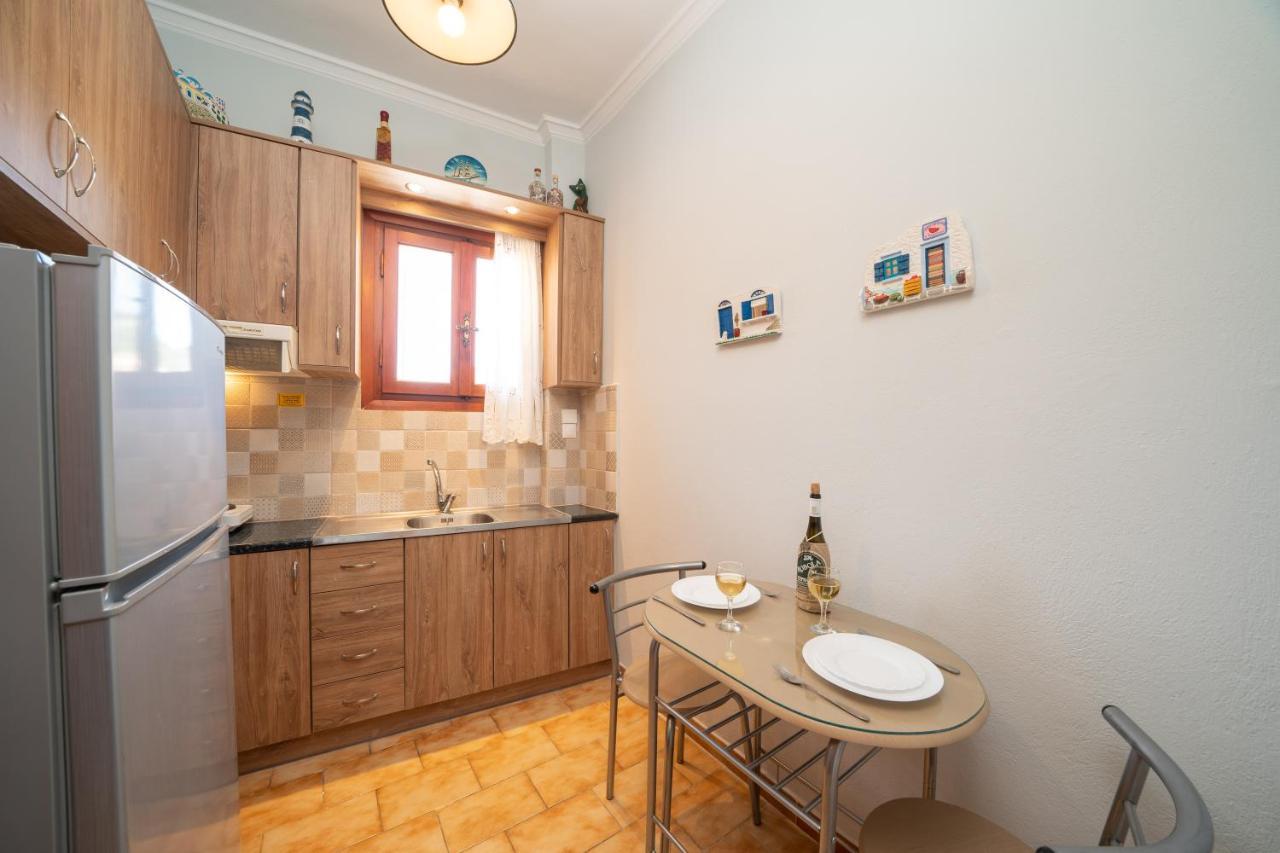 Vrettos Arts Apartment Agia Efimia Екстериор снимка