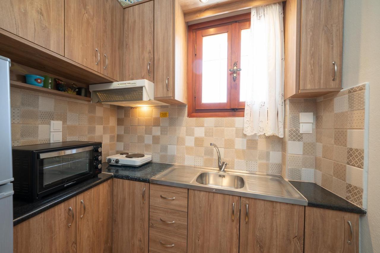 Vrettos Arts Apartment Agia Efimia Екстериор снимка