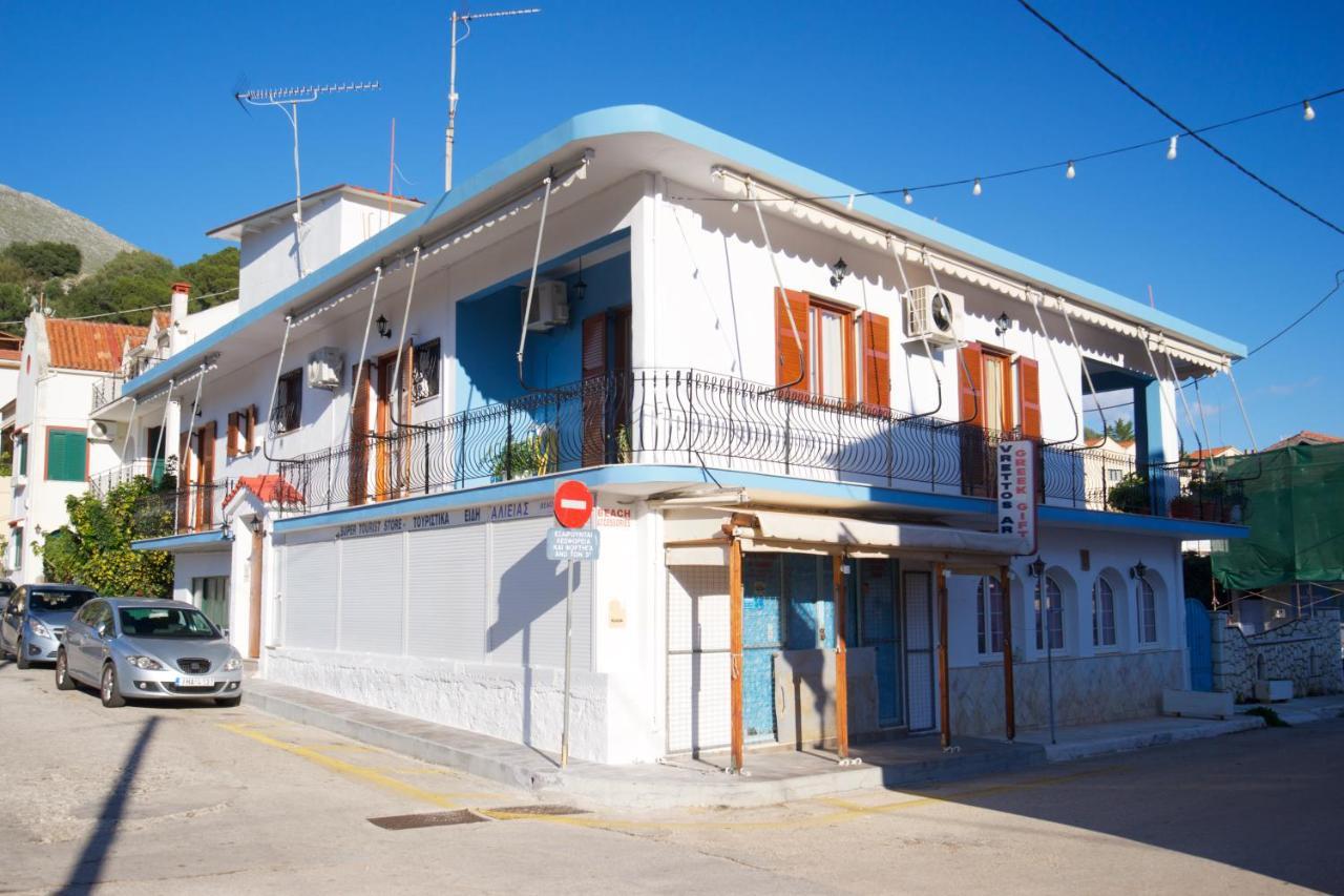 Vrettos Arts Apartment Agia Efimia Екстериор снимка